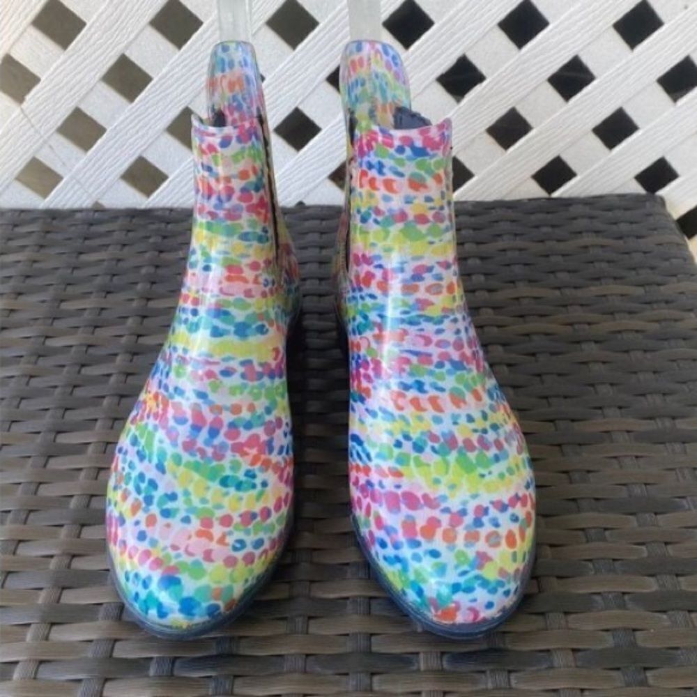Jack Rogers rain boots size 6